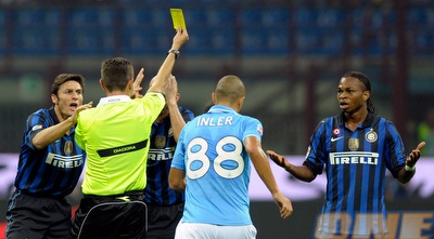 ג´ואל אובי סופג צהוב שני ולא מבין (GettyImages) ג´ואל אובי סופג צהוב שני ולא מבין (GettyImages)