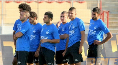 שחקני הפועל ב&qout;ש באימון (יניב גונן)