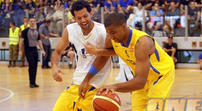 ריצ´ארד הנדריקס וג´ורדן פארמר שעבר למדי המטכ&qout;ל (יניב גונן)