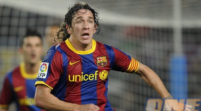 קרלס פויול. יחזור למרכז ההגנה (GettyImages)