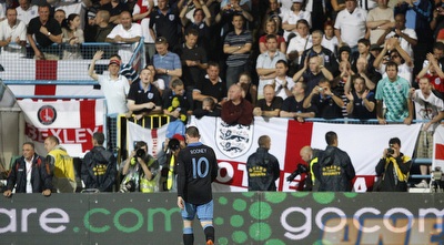 רוני נוטש את המגרש בבושת פנים (רויטרס)