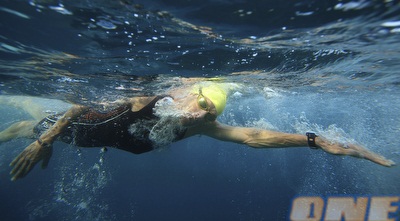 כך זה נראה מהמים (רויטרס)