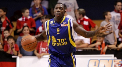 ראמל בראדלי. חיזוק לירושלים, מכיר את הליגה (יוסי ציפקיס)