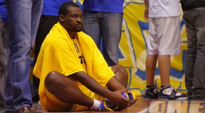 סופו עושה מתיחות. בלאט: &qout;הוא לא ישחק בליגה הישראלית&qout; (יוסי ציפקיס) סופו עושה מתיחות. בלאט: &qout;הוא לא ישחק בליגה הישראלית&qout; (יוסי ציפקיס)