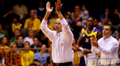 דן שמיר (יוסי ציפקיס) דן שמיר (יוסי ציפקיס)