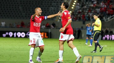 אבוטבול ודמארי חוגגים את השני (שי לוי)