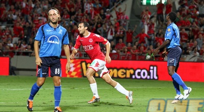 עומר דמארי רץ לחגוג את שער היתרון (שי לוי)