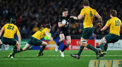 קורי ג´יין עובר דרך רביעיית אוסטרלים (GettyImages) קורי ג´יין עובר דרך רביעיית אוסטרלים (GettyImages)