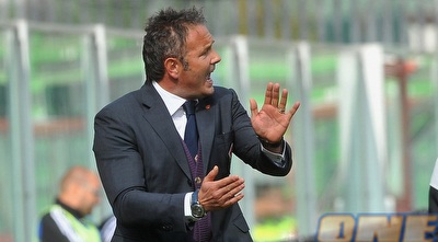 מיכאלוביץ עצבני מול צ´זנה. איבוד נקודות מאכזב (GettyImages)