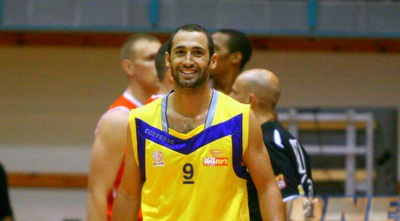 עודד שעשוע (יניב גונן)