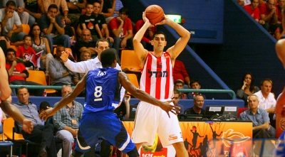 משה מזרחי (יניב גונן) משה מזרחי (יניב גונן)