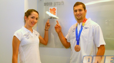 אלכס שטילוב ונטע ריבקין. להם לונדון כבר מחכה (יניב גונן)