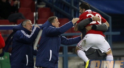 ביטון, מסקאנט ומוסקל חוגגים שער ניצחון (GettyImages) ביטון, מסקאנט ומוסקל חוגגים שער ניצחון (GettyImages)