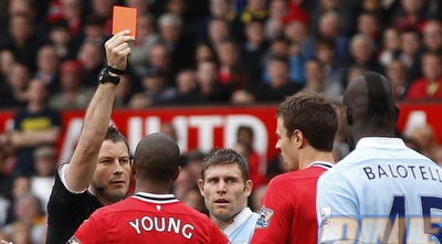 אוואנס רואה את האדום (רויטרס)