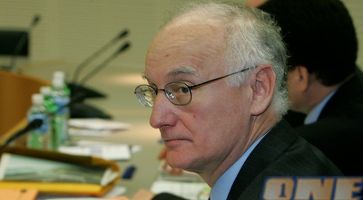 ברוס באק. עם כל הכבוד לאצטדיון, הראש שלו במשחק מול ארסנל (רויטרס) ברוס באק. עם כל הכבוד לאצטדיון, הראש שלו במשחק מול ארסנל (רויטרס)