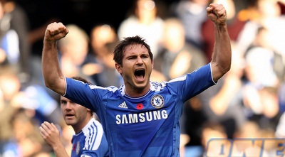 פרנק למפארד חוגג בטירוף את שער היתרון (GettyImages) פרנק למפארד חוגג בטירוף את שער היתרון (GettyImages)