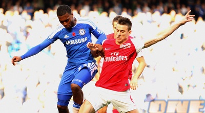 לורן קוסיילני נאבק עם דניאל סטארידג´ (GettyImages) לורן קוסיילני נאבק עם דניאל סטארידג´ (GettyImages)