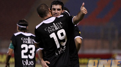 אזולאי ואבוחצירא ברגע רומנטי (יוסי ציפקיס)