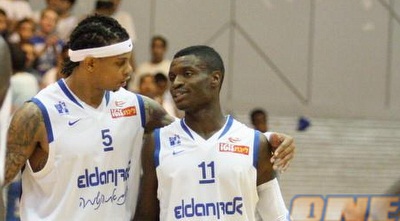 סקין ומיצ´ל. (משה חרמון)