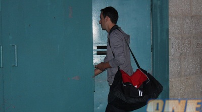 עודד קטש נכנס למלחה (גיא בן זיו)