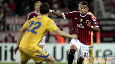 פרינס בואטנג פורץ (רויטרס)