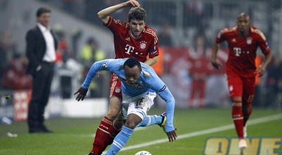 מולר רודף אחרי סוניגה (רויטרס)