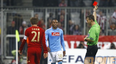 סוניגה מקבל כרטיס אדום (רויטרס)