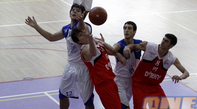 סטס קאופמן מנסה לחטוף (יוסי ציפקיס) סטס קאופמן מנסה לחטוף (יוסי ציפקיס)