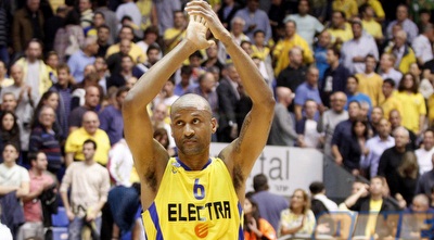 סמית´ (יוסי ציפקיס)