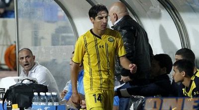 יואב זיו עצבני לאחר שהוחלף (יוסי ציפקיס)