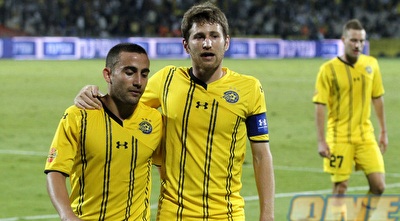 שרן ייני ורפי דהן (יוסי ציפקיס)