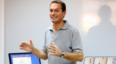 ד&qout;ר שחרדר (משה חרמון)