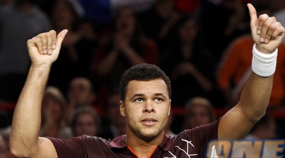 טסונגה חוגג ניצחון דרמטי (רויטרס)