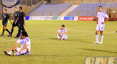 שחר הירש, ירין חסן וקני סייף מאוכזבים בסיום (יניב גונן)