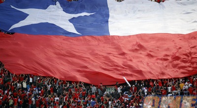 אוהדי צ´ילה חוגגים ניצחון (רויטרס)