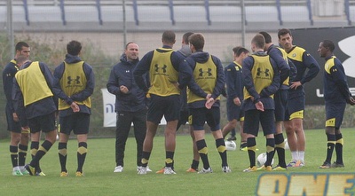 איווניר משוחח עם השחקנים (ליאור טימור) איווניר משוחח עם השחקנים (ליאור טימור)