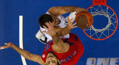 פרילנד מטביע על הראש של קרסטיץ´ (GettyImages)