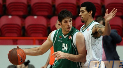 מייק ווילקינסון מול דני גרין (GettyImages)