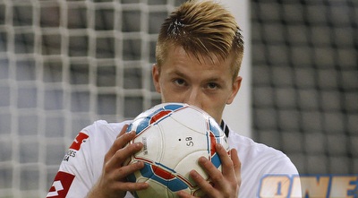 מרקו ראוס לוקח את הכדור הביתה (רויטרס) מרקו ראוס לוקח את הכדור הביתה (רויטרס)