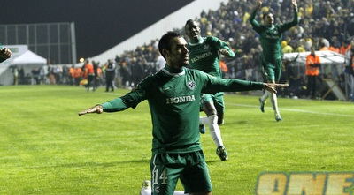 עמאשה. ממתין להפועל (יוסי ציפקיס)