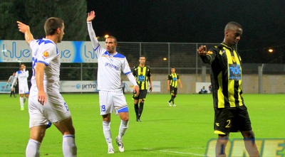 למעלה, ימינה שמאלה. דסה, מטוביץ´ ואבוחצירא (יניב גונן)