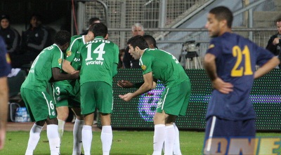 כאן הוא עדיין רגוע (עמית מצפה)