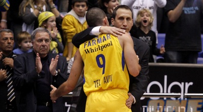 דייויד בלאט נפרד מג´ורדן פארמר, שמעון מזרחי נותן כבוד (יוסי ציפקיס)