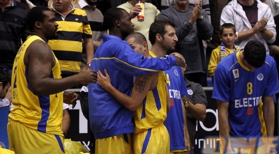 צנוע וענו. ג´ורדן פארמר (יוסי ציפקיס) צנוע וענו. ג´ורדן פארמר (יוסי ציפקיס)