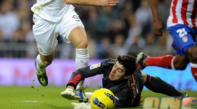 טיבו קורטואה. השוער הבא של ברצלונה? (רויטרס) טיבו קורטואה. השוער הבא של ברצלונה? (רויטרס)