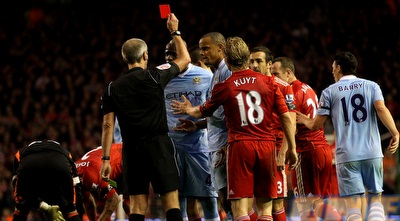 באלוטלי רואה את האדום (GettyImages) באלוטלי רואה את האדום (GettyImages)