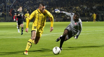 אלירן עטר עובר את אפולה אדל (יוסי ציפקיס)