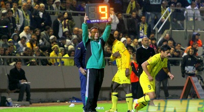 ברק יצחקי נכנס (יניב גונן)