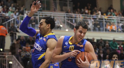 פניני מוריד כדור חוזר (מנהלת הליגה) (ONE) פניני מוריד כדור חוזר (מנהלת הליגה) (ONE)