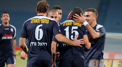 פ&qout;ת חוגגת (משה חרמון) פ&qout;ת חוגגת (משה חרמון)